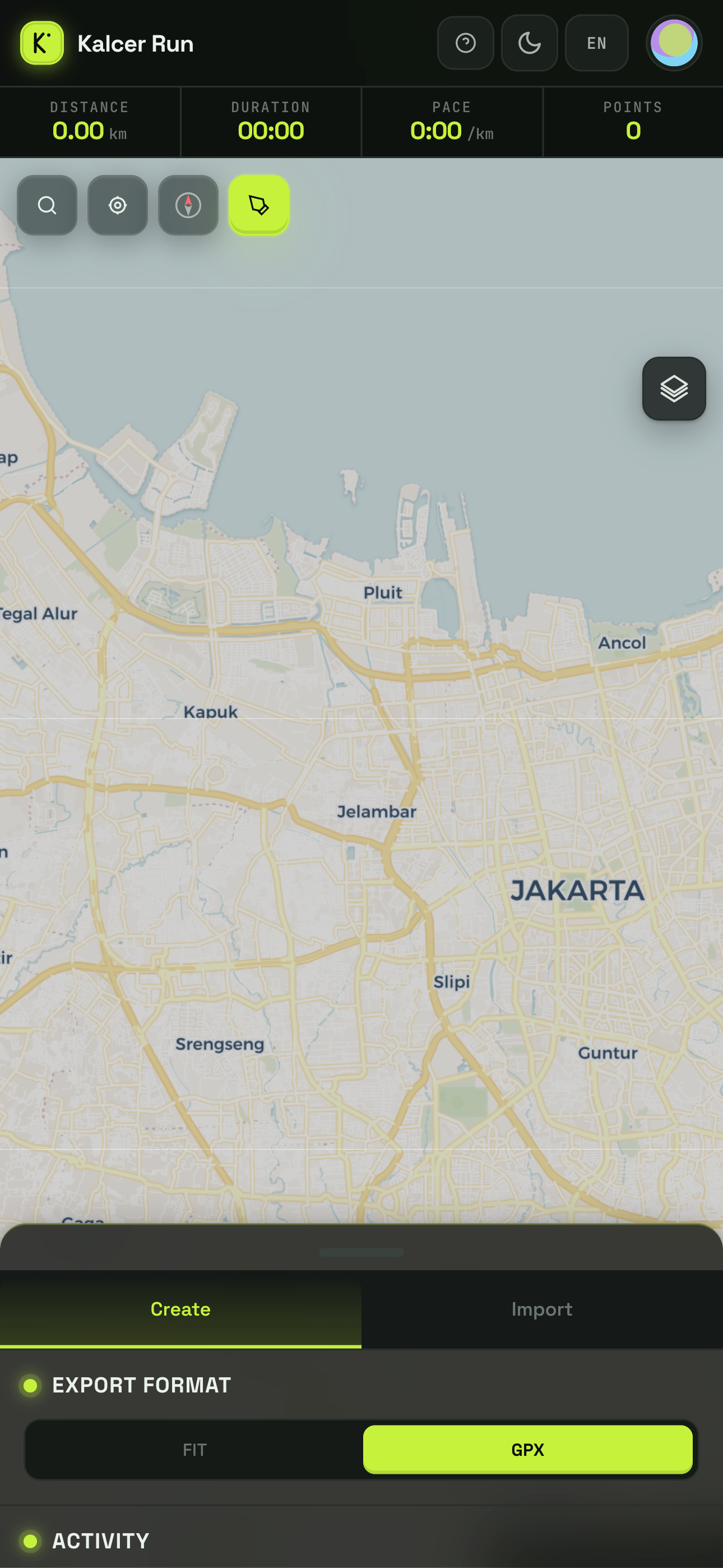 Tampilan Kalcer Run di mobile — peta interaktif + stats lari realistis